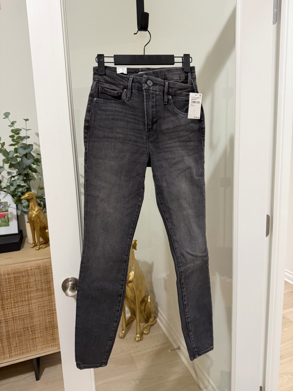 Good American Skinny Jeans in Washed Black 0/25